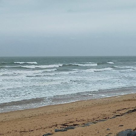 Appart Bord De Mer, 6 Places, Plage A 250 M, Dune, Parking Gratuit, Rez De Chaussee Sureleve Saint-Hilaire-de-Riez Exterior photo